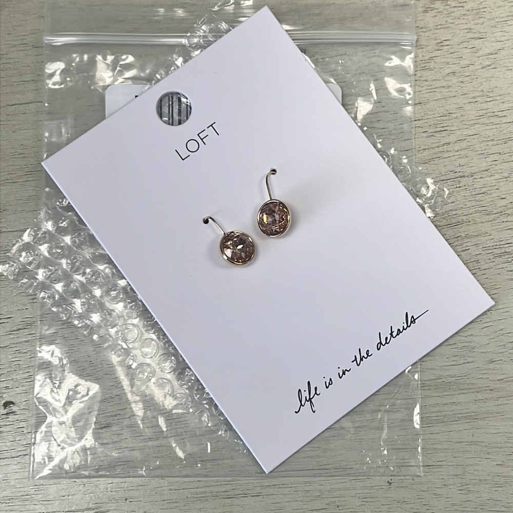 NWT - Loft Sparkle Pull Through Earrings, Gold / Peach - Picture 7 of 8